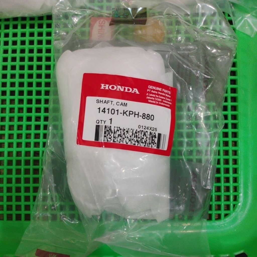 14101KPH880 เพลาลูกเบี้ยว Honda Kharisma