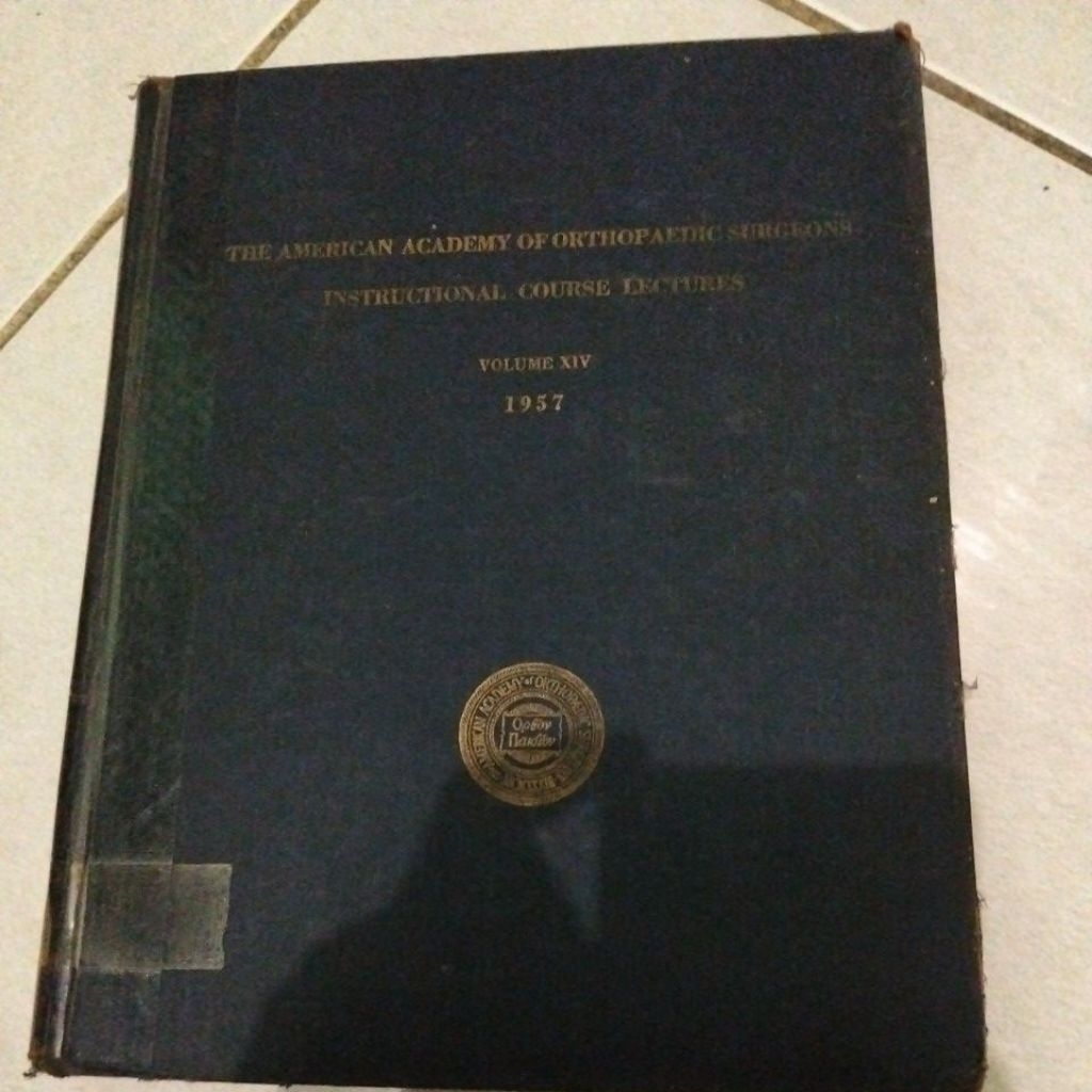 MD USD the American academy of Orthopedic Surgeons Introduction เล่ม 14 1957