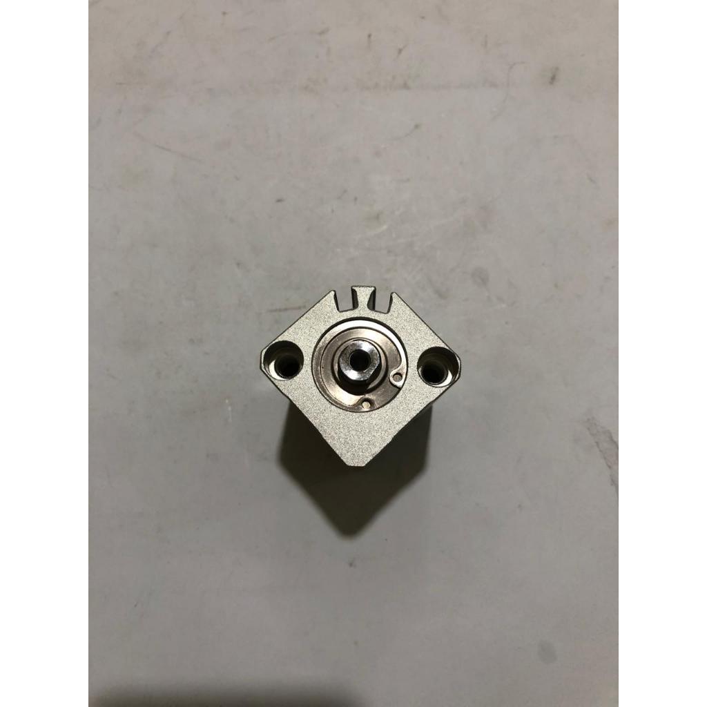 COMPACT CYLINDER AIRTAC ACQS 20 X 30