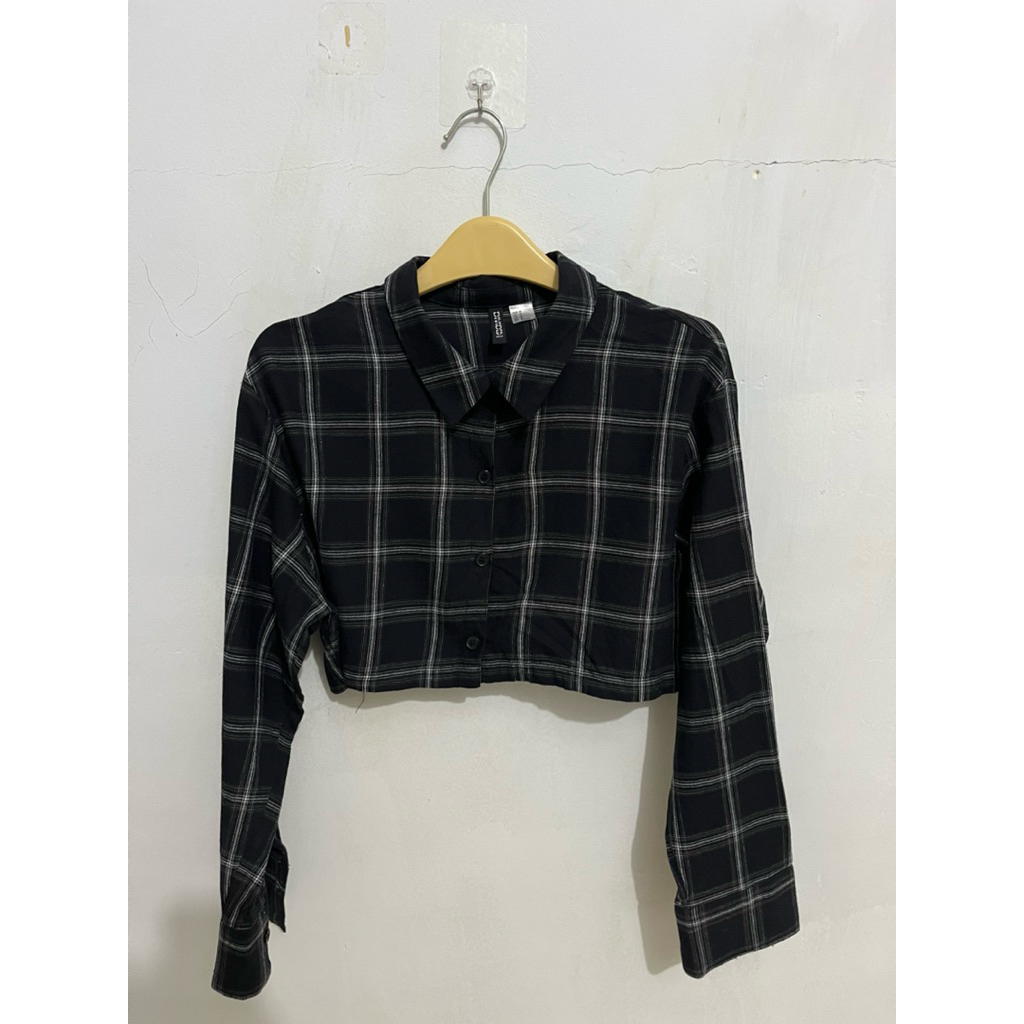 KEMEJA H&M Crop Flannel Shirt