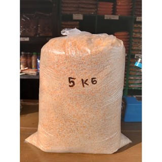 Jagung giling lembut,ukuran sarangan 4ml, kemasan 5kg,pakan ternak,pakan ayam.entok,unggas dll.