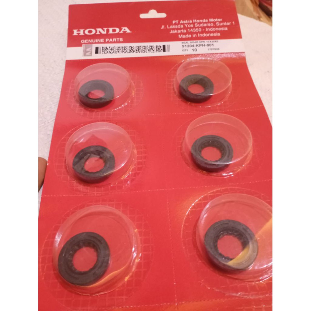 เกียร์หน้า ซีล Kharisma 91204 KPH 901 17x30x5.