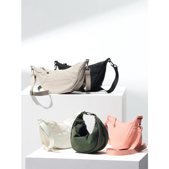 UNIQL Ultra Mini Water Repellent Round Bag Womens Mini Nylon Sling Bag SB040 - รูปที่ 4