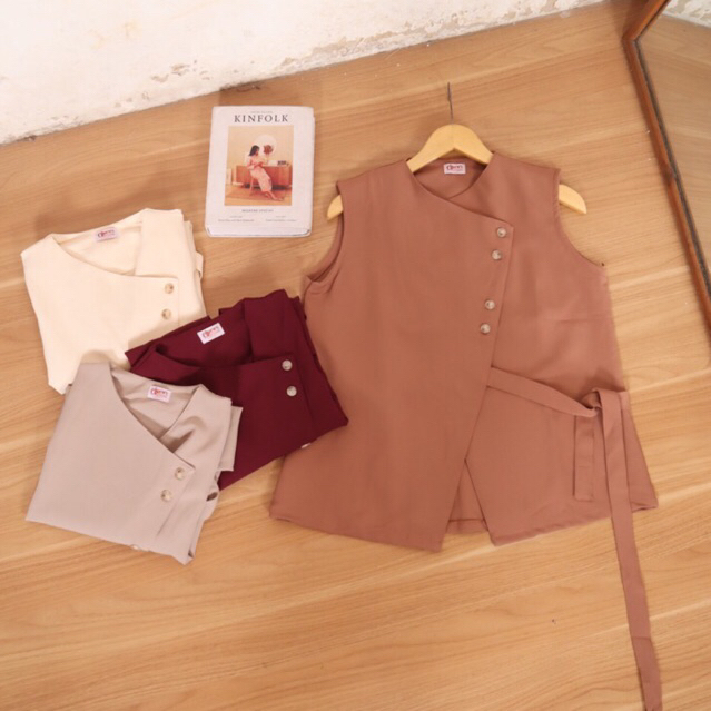 Ciscoapparel - AZELA VEST - สินค้าขายดี - เสื้อกั๊ก - เสื้อท็อปผู้หญิง