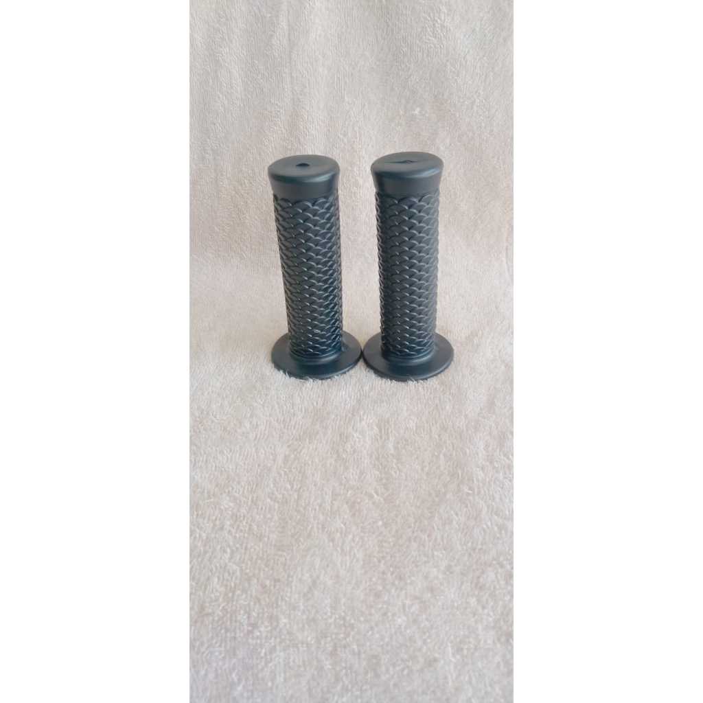 SCALE MOTIF HANDGRIP CAN BE USED FOR ALL MOTORCYCLES SOFT RUBBER PREMIUM IMPORTED HANDFAT แก๊สถุงมือ