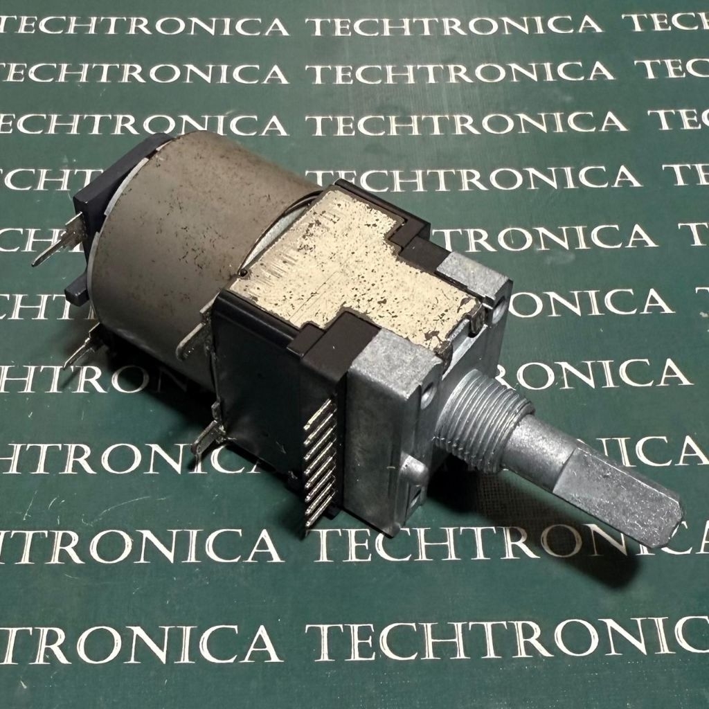 Potentiometer มอเตอร์ 100K 8 ฟุต Potentiometer มอเตอร์ Potentiometer มอเตอร์ Potentiometer 100K