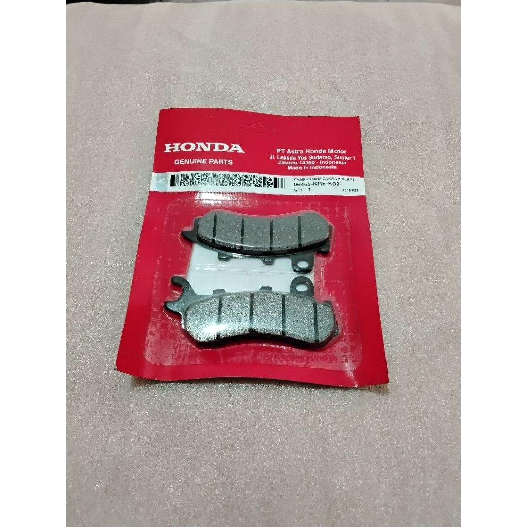 ผ้าเบรคหน้า//ชุดแผ่นรอง FR Honda CBS honda pcx 150//ORIGINAL AM/ ADV 150,160, PCX 150,160//06455-KRE