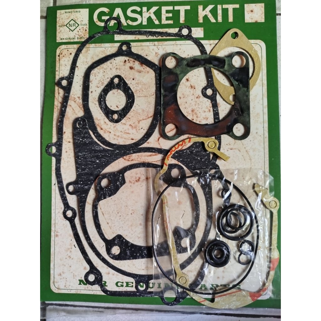 ชุดปะเก็น Kawasaki KE125 KE 125 nos