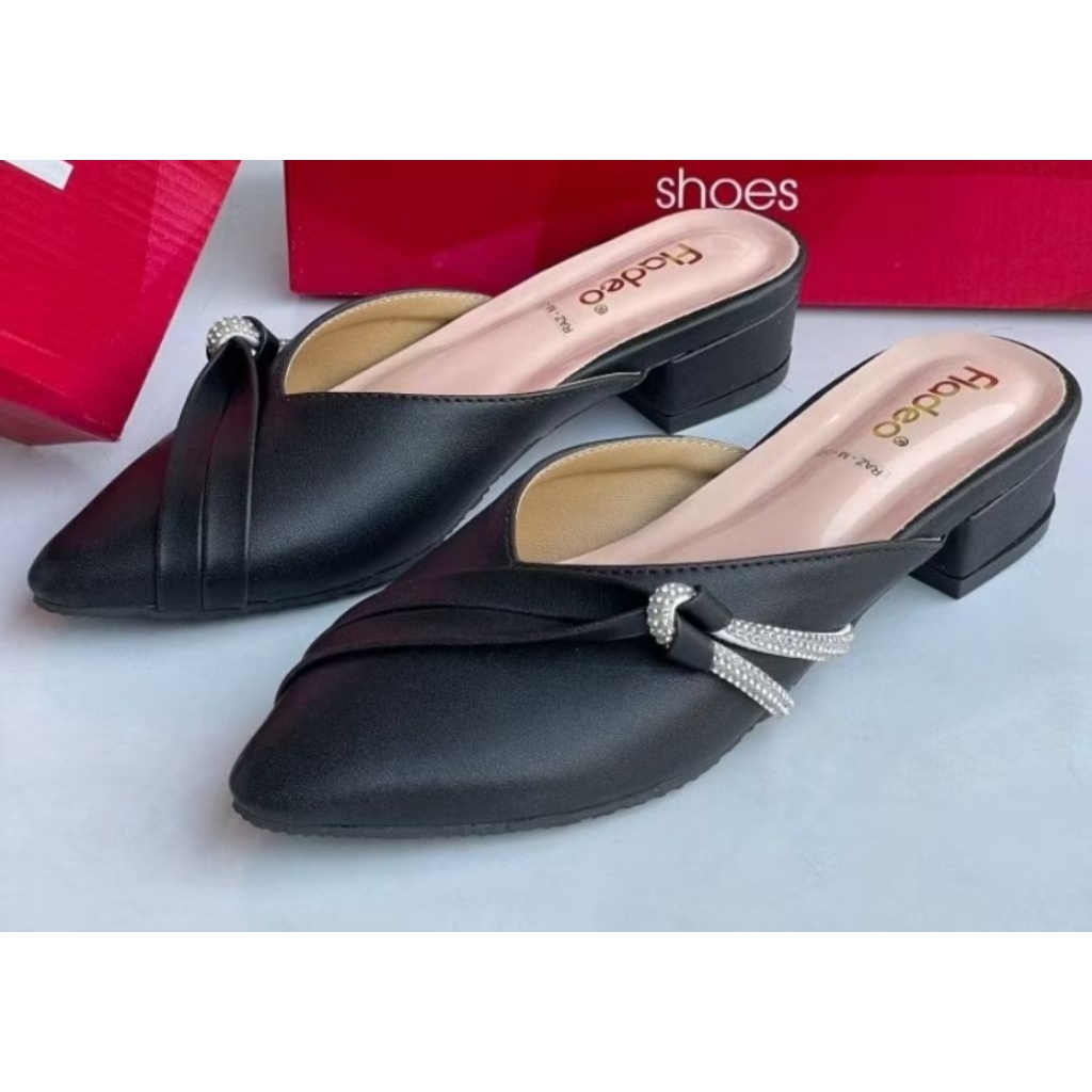 FL hills รองเท้าแตะแต่งงานด้านข้างมุก 3 ซม