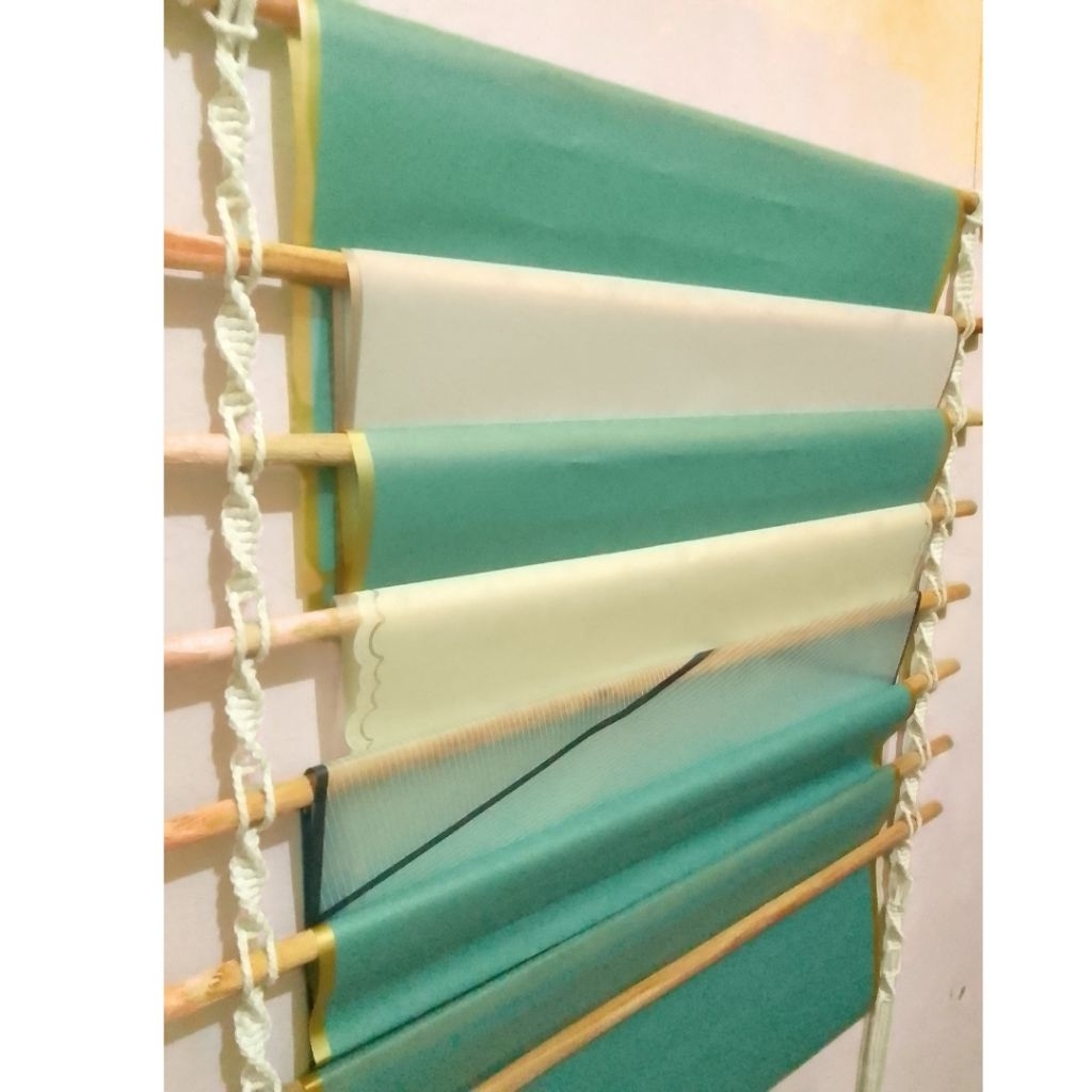 GANTUNGAN 8 ชั้นกระดาษห่อ Rack ช่อดอกไม้กระดาษแขวน Rack Cellophane อเนกประสงค์ติดผนัง Aesthetic Rack