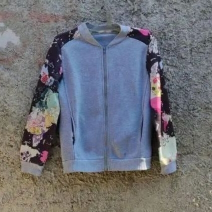 เสื้อแจ็คเก็ต Bomber มือสองเรียบ