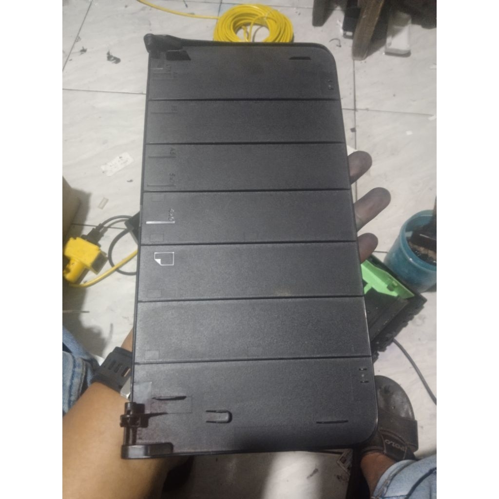 กระดาษถาดบนกระดาษ Canon mg2570s