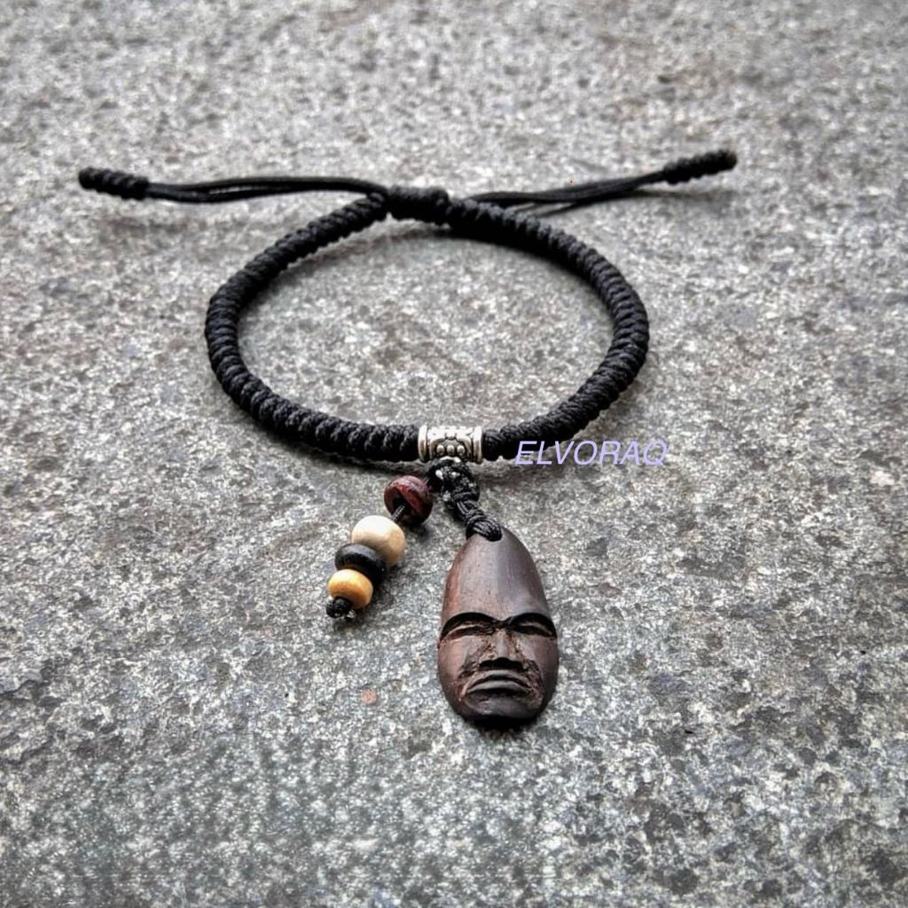 สร้อยข้อมือ Elvoraq Totem