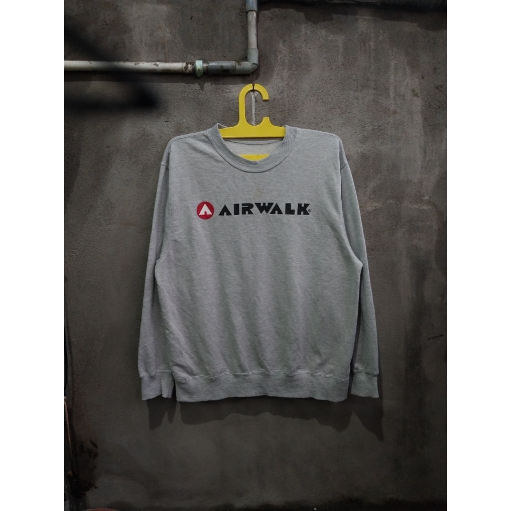 คอกลม / เสื้อสเวตเตอร์ A1RW4LK Size XL fit XXL(P72 x L62)