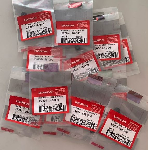 ยางคู่ Honda BeAT 22804-148-000