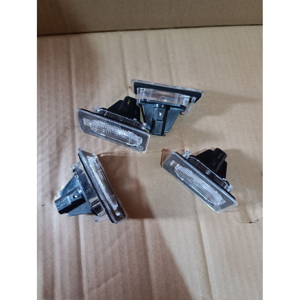 Original yaris vios sienta ไฟท้ายภายใน