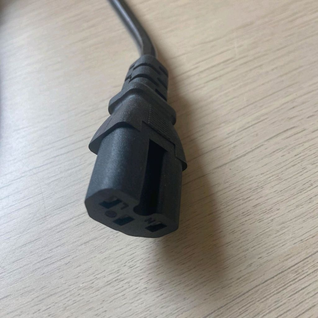 สายเคเบิลคอมพิวเตอร์/คอมพิวเตอร์ CPU สายไฟ 10A 250V- 1.7 เมตร