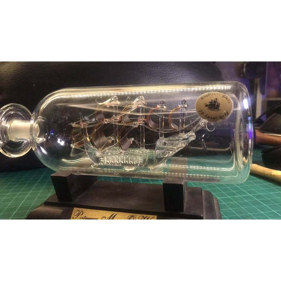 Mayflower แก้ว 8.5" เรือในขวดโปรตุเกส Man-O-War 22K Gold Sails