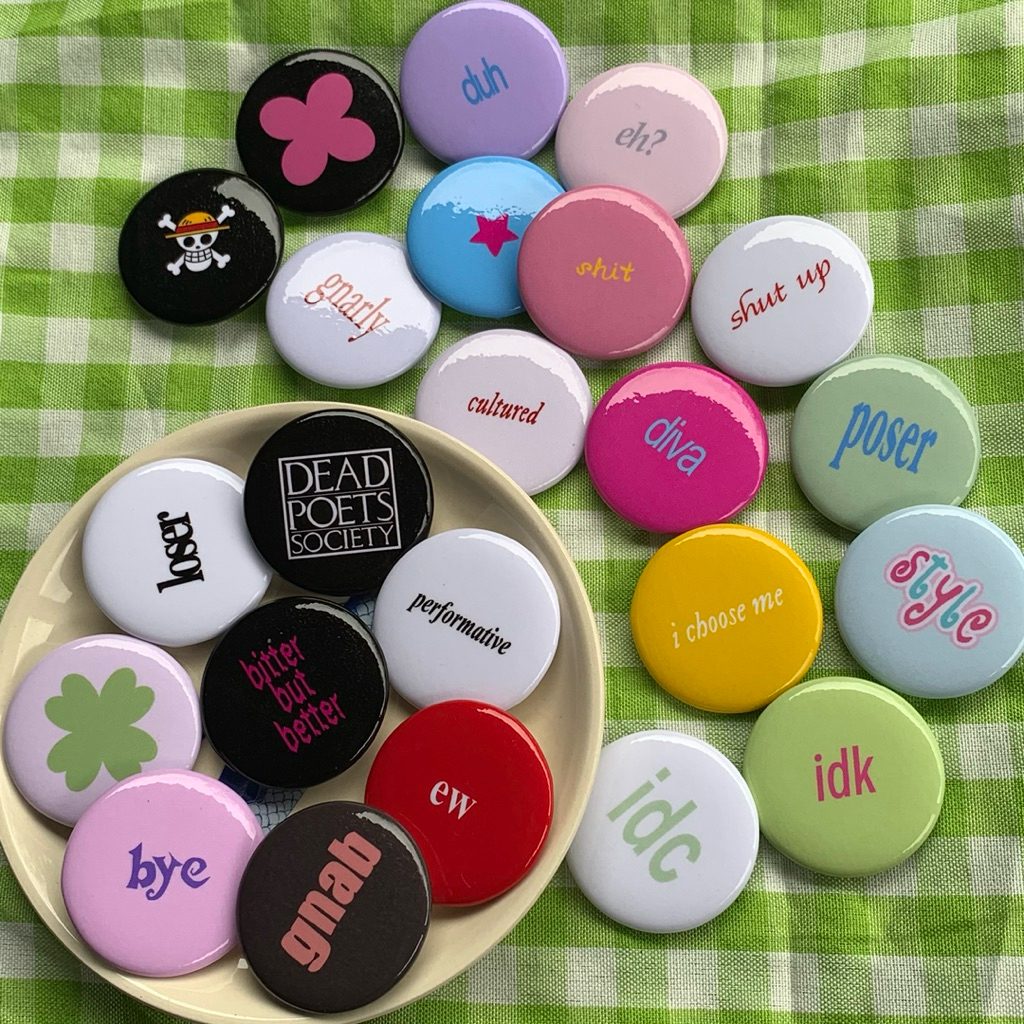 RANDOM DECO PIN 32mm ONE PIECE, GNARLY ฯลฯ