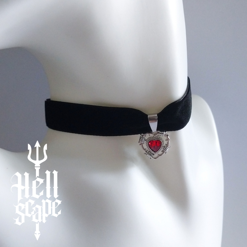 [HELLSCAPE] HEARTPIEER VELVET CHOKER / WOMENS ACCESSORIES HANDMADE NECKLACE GOTHIC FASHION STYLE