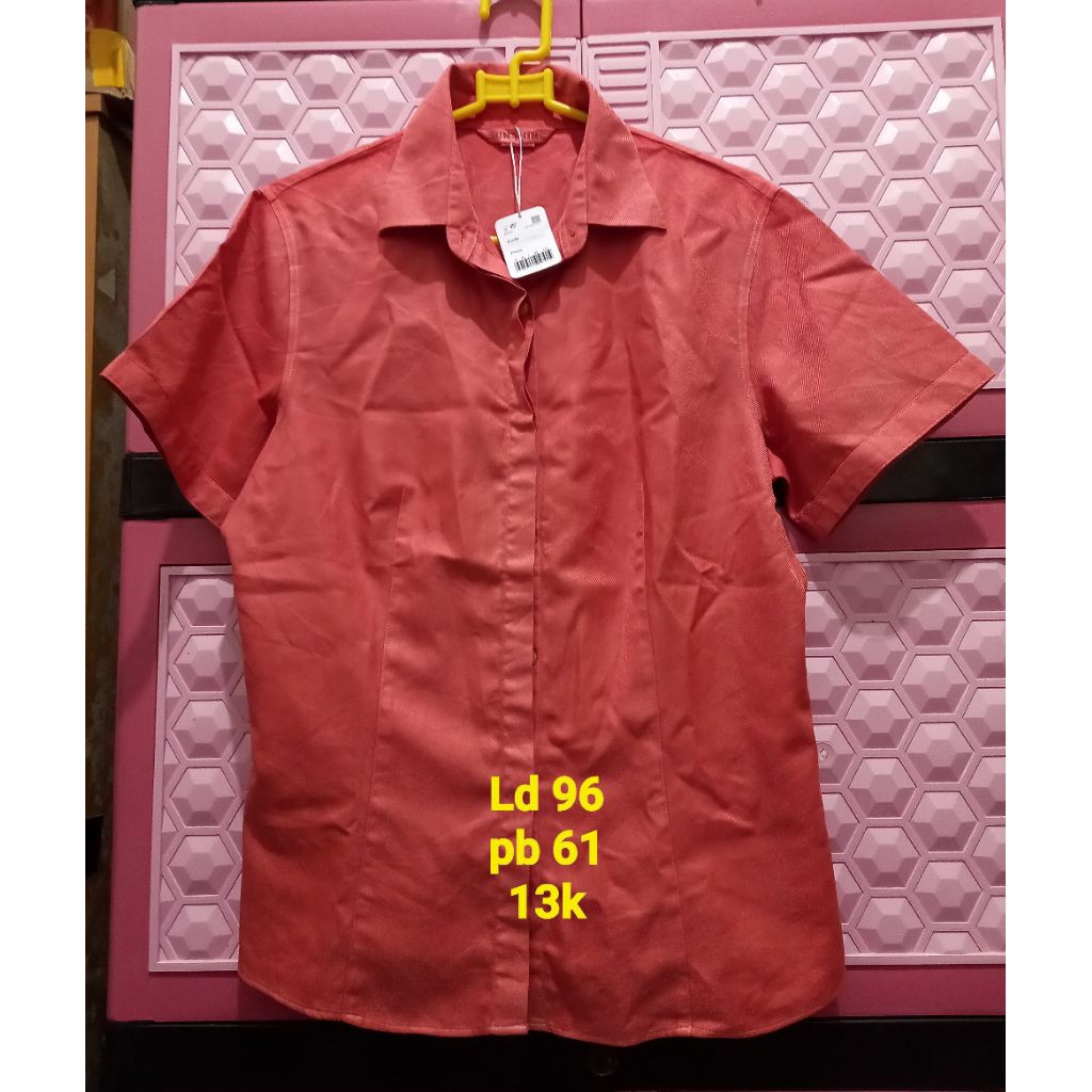 เสื้อเบลาส์ Salem***