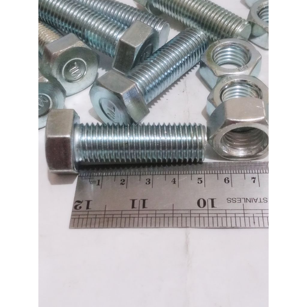 BMP M16X50MM | BOLT สีขาว NUT M16X5CM KEY 24