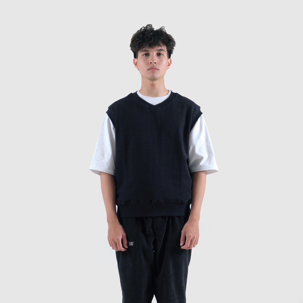 Fhundred - เสื้อกั๊กคอวี Fiero Relaxed Fit