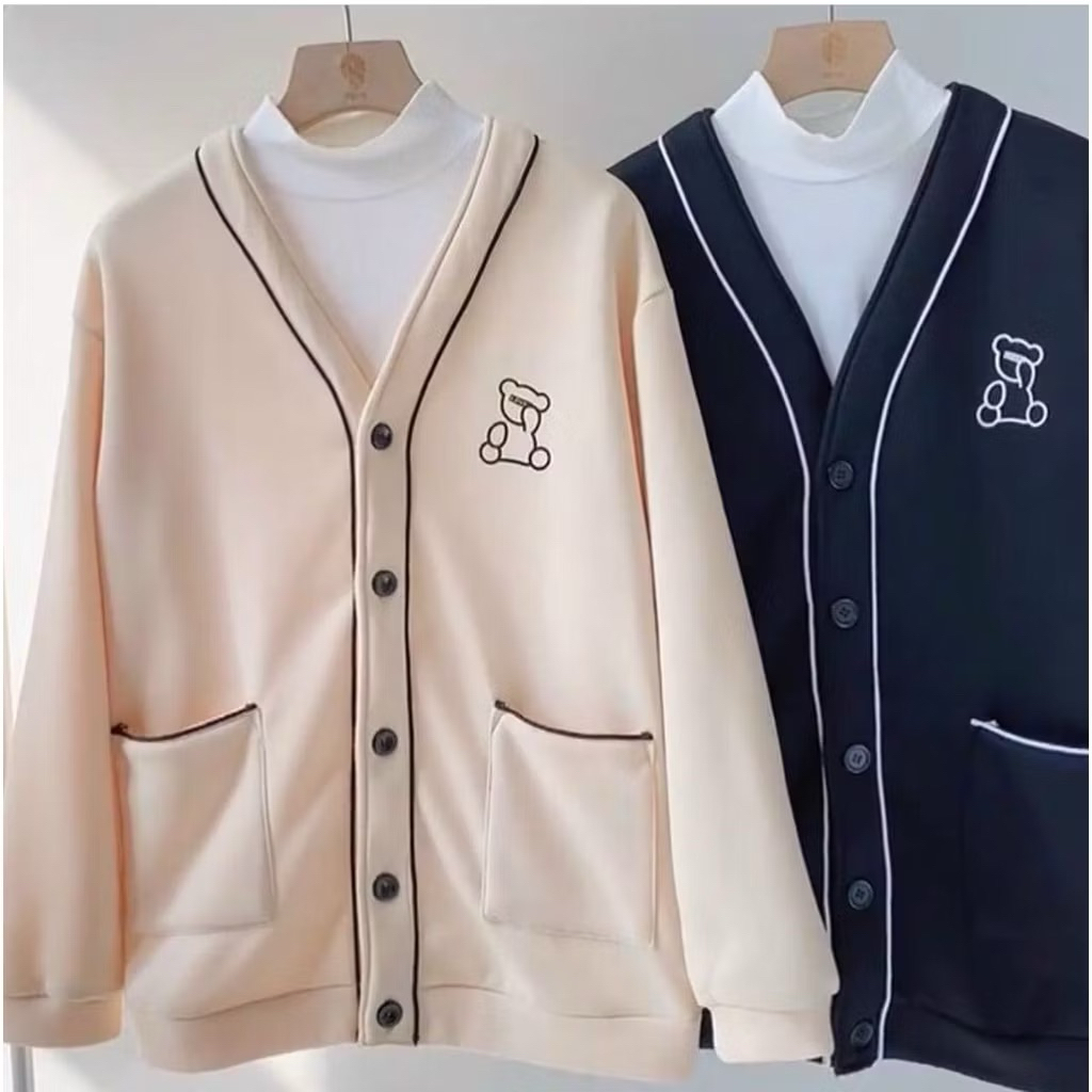 เสื้อสเวตเตอร์ถักหมี (B22) Cardie Looney Bear Outer Oppa Cardi Onnie Korea