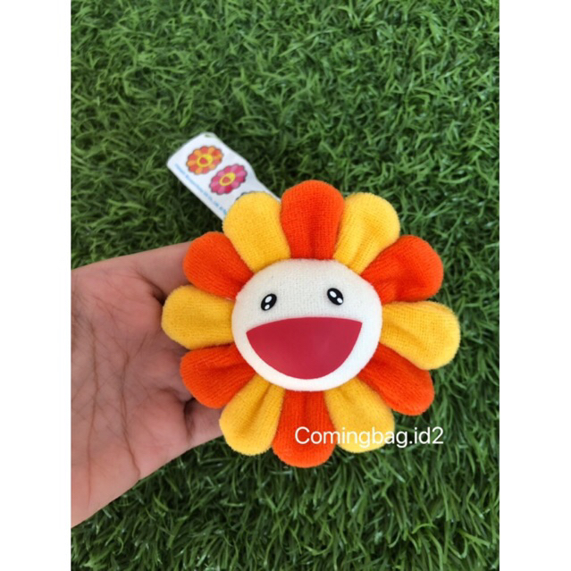 MURAKAMI FLOWER KEYCHAIN PIN SMILE TIMBUL G-DRAGON BIGBANG GD พวงกุญแจ takashi muikami
