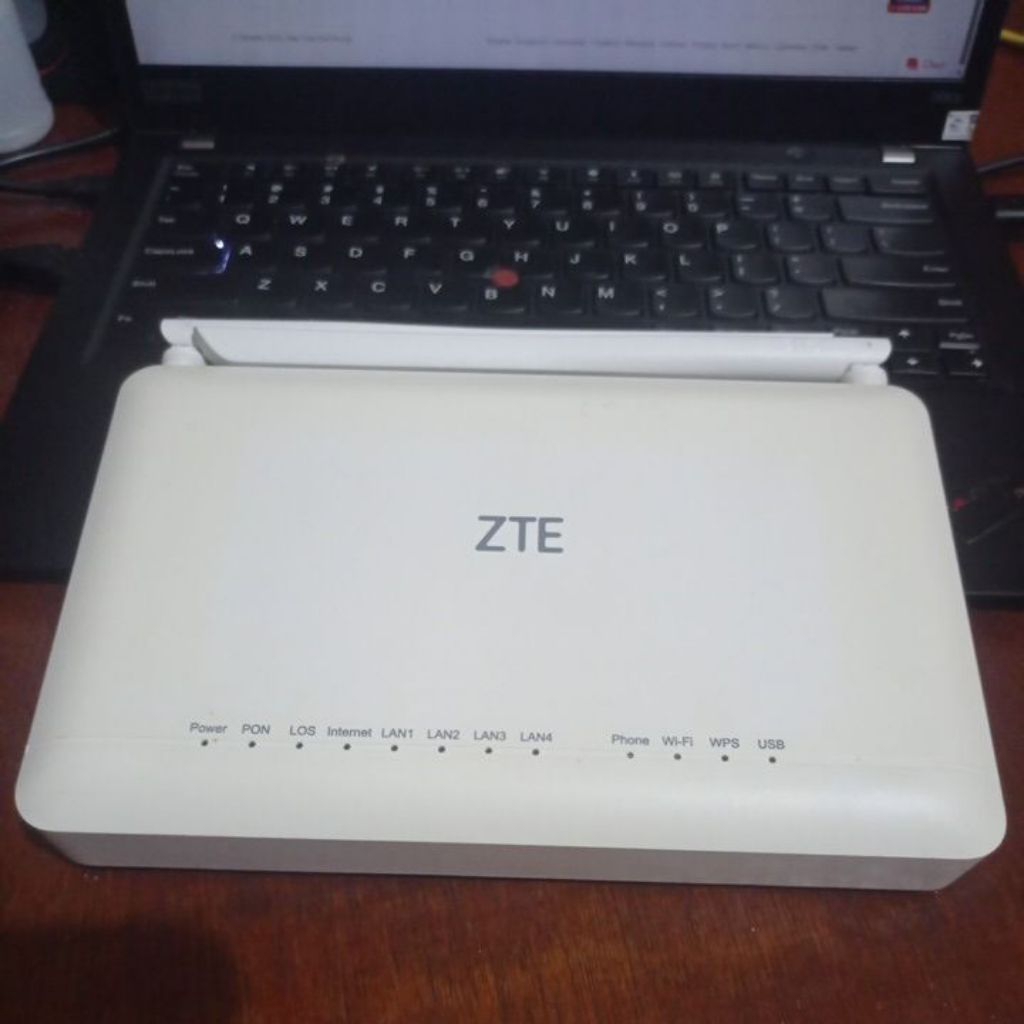 ONT ONU MODEM ROUTER ZTE F670L PORT BLUE