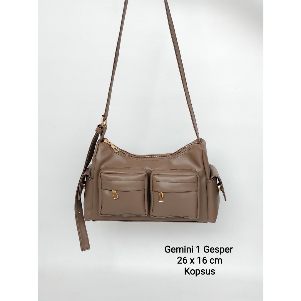 กระเป๋าสะพายข้างผู้หญิง Gemini 1 Buckle Contemporary Gemini 1 Buckle