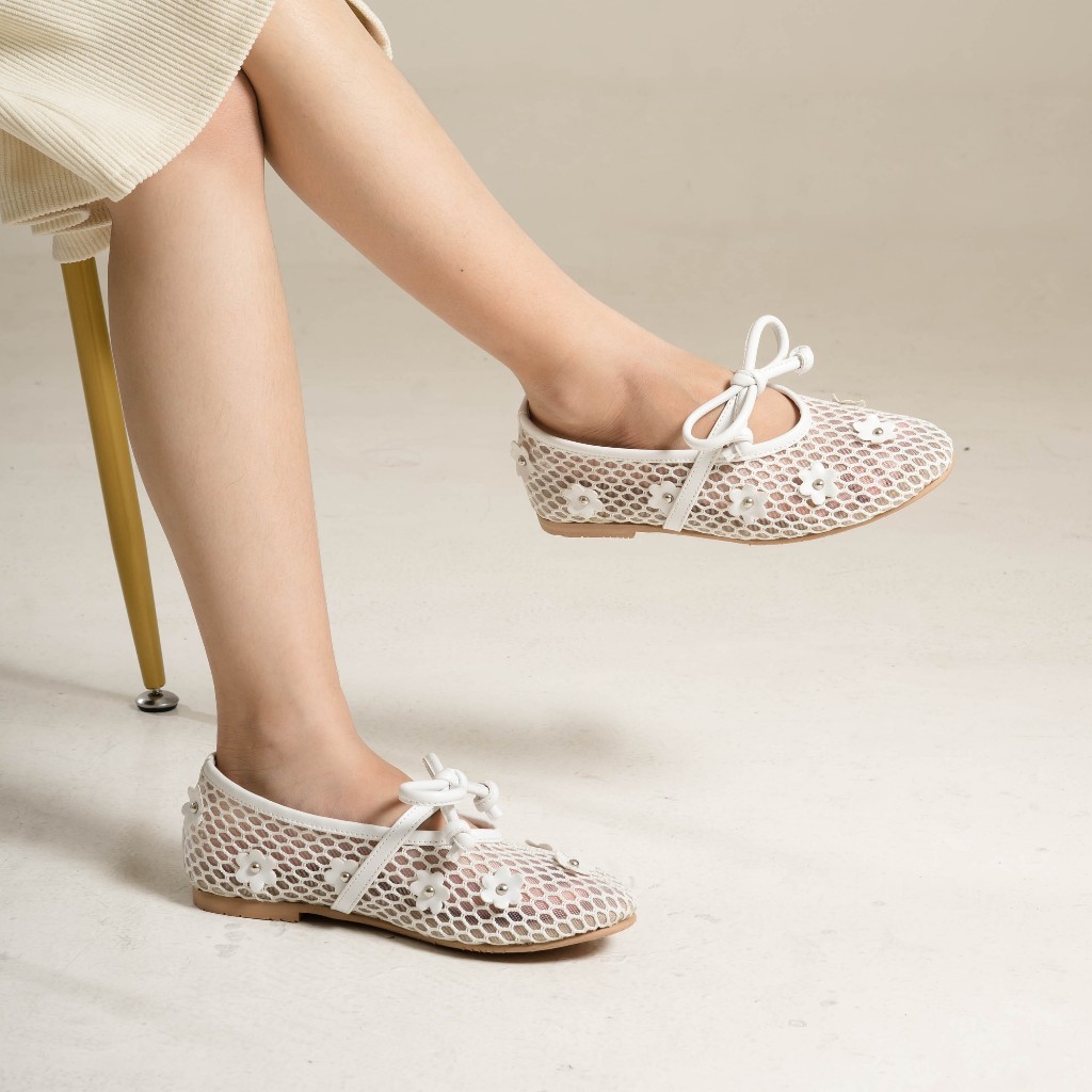 Dianable - รองเท้าผู้หญิง Deena Off White Flatshoes