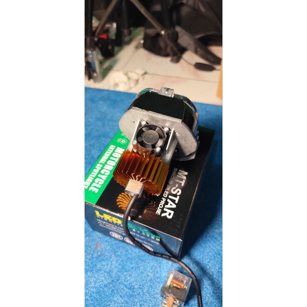 บิลลี่เมทริกซ์ X1 โดย MT- Star