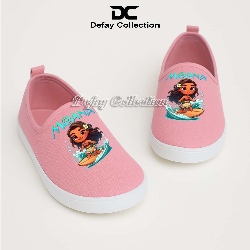 รองเท้าสลิปออนเด็กผู้หญิง DC ลาย MOANA