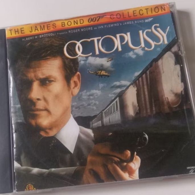 VCD Original Otopussy Feat 007 James Bond MI6