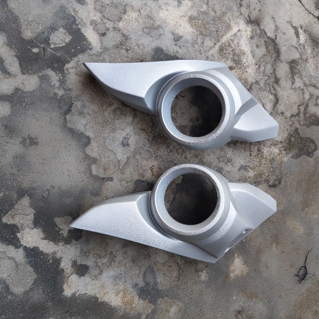 ฝาครอบไฟตัดหมอก XPANDER 2017 2018 2019 - CVR.FGL.8324