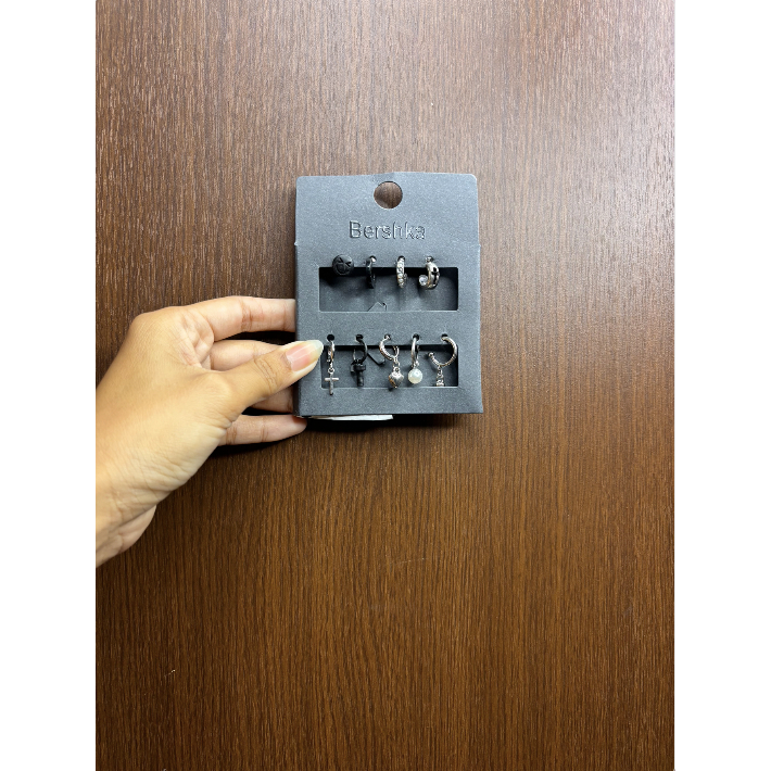 BERSHKA MEN EARRINGS / PIERCINGS