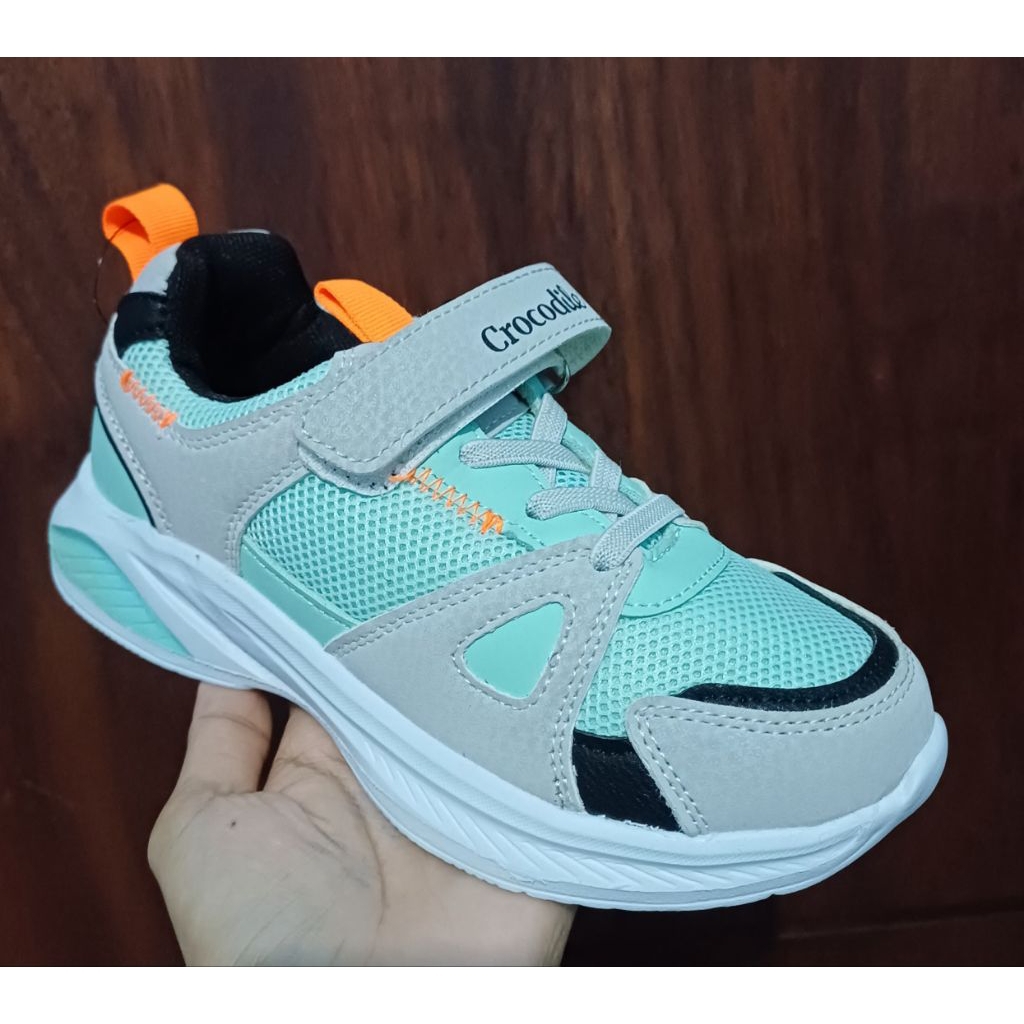 CROCODILE SHOES SIZE 32 UNISEX สําหรับผู้หญิงและผู้ชาย