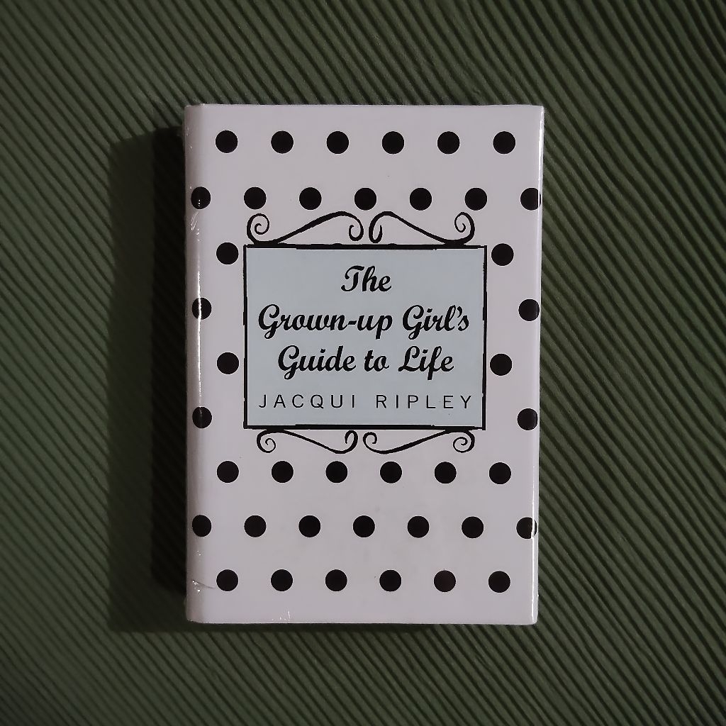 หนังสือต้นฉบับ • หนังสือภาษาอังกฤษ - The Grown Up Girls Guide To Life / JACQUI RIPLEY