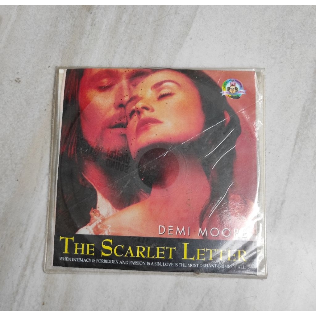VCD "ตัวอักษรแสยะ" DEMI MOORE