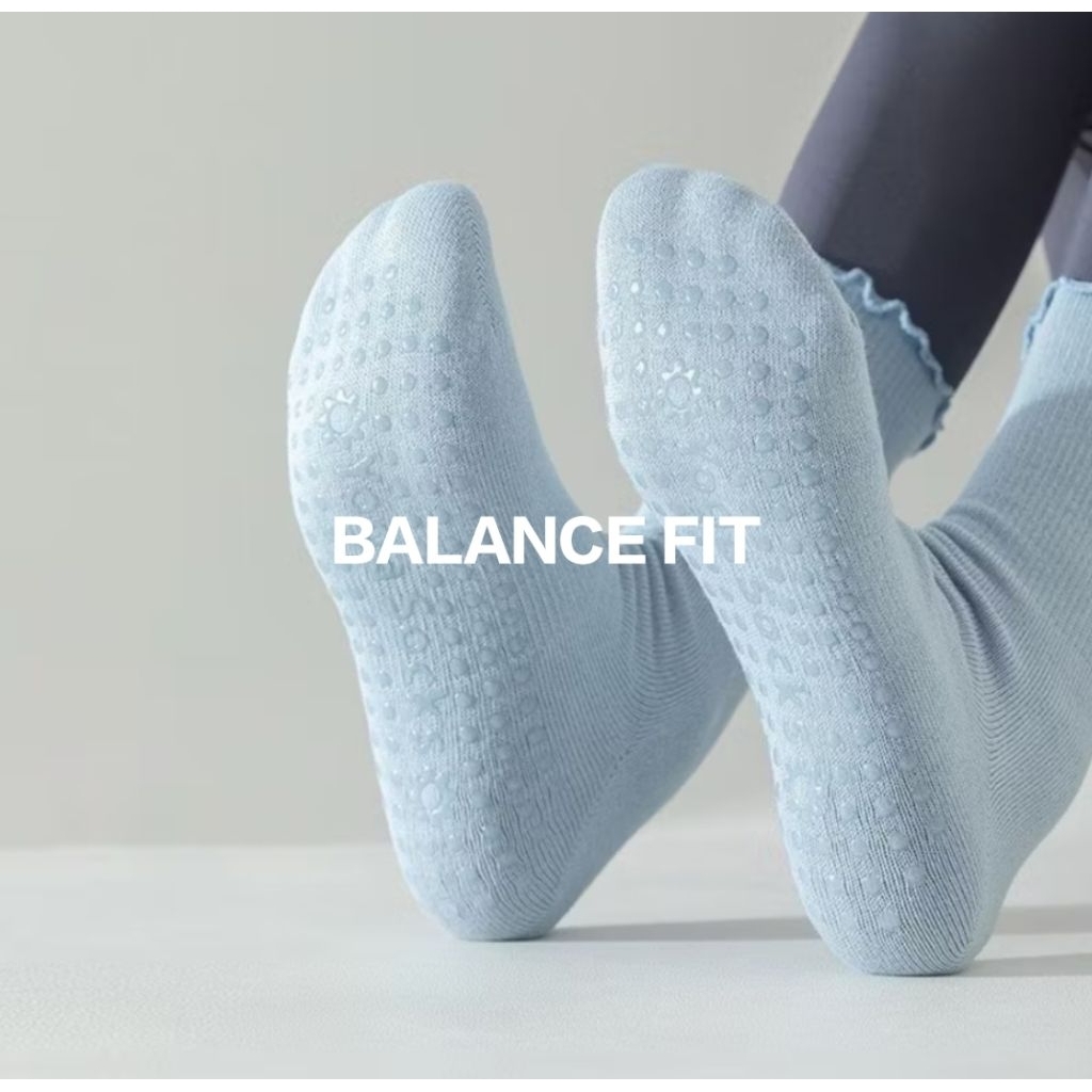 ถุงเท้าป้องกันการลื่นไถลถุงเท้า RUFFLE BALLERINA PILATES ถุงเท้าโยคะ