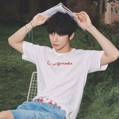 เสื้อยืด California Taehyung TXT Tomorrow x ร่วมกัน