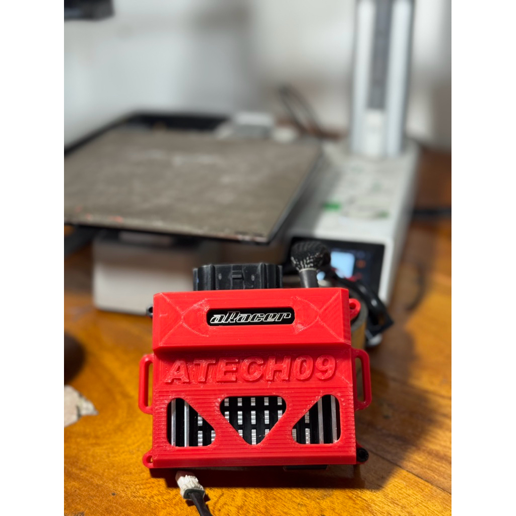 ECU ARACER RC SUPER X PNP ฝาครอบป้องกันที่แม่นยํา NEAT THICK ที่แข็งแกร่งไม่ใช่การออกแบบการหักได้