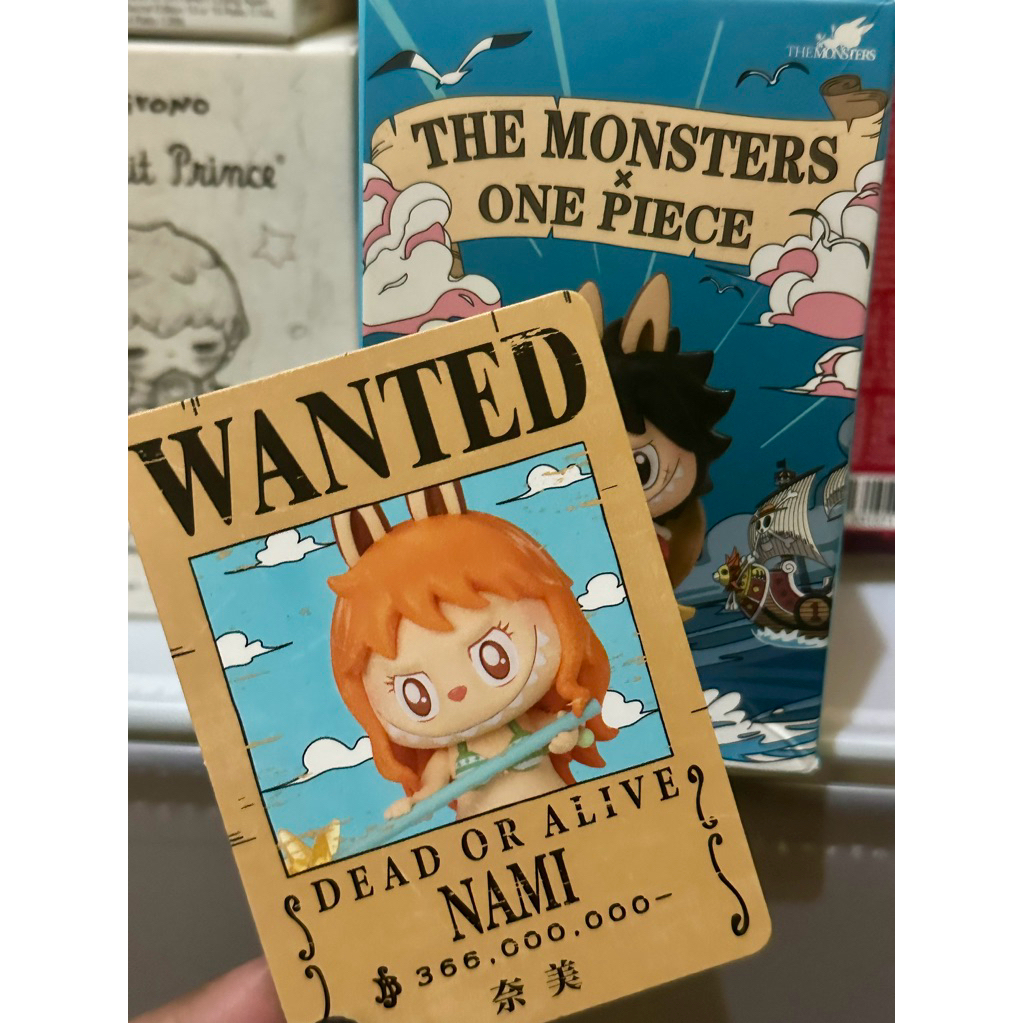 LABUBU X ONEPIECE (นามิ) ต้นฉบับ POPMART INDO