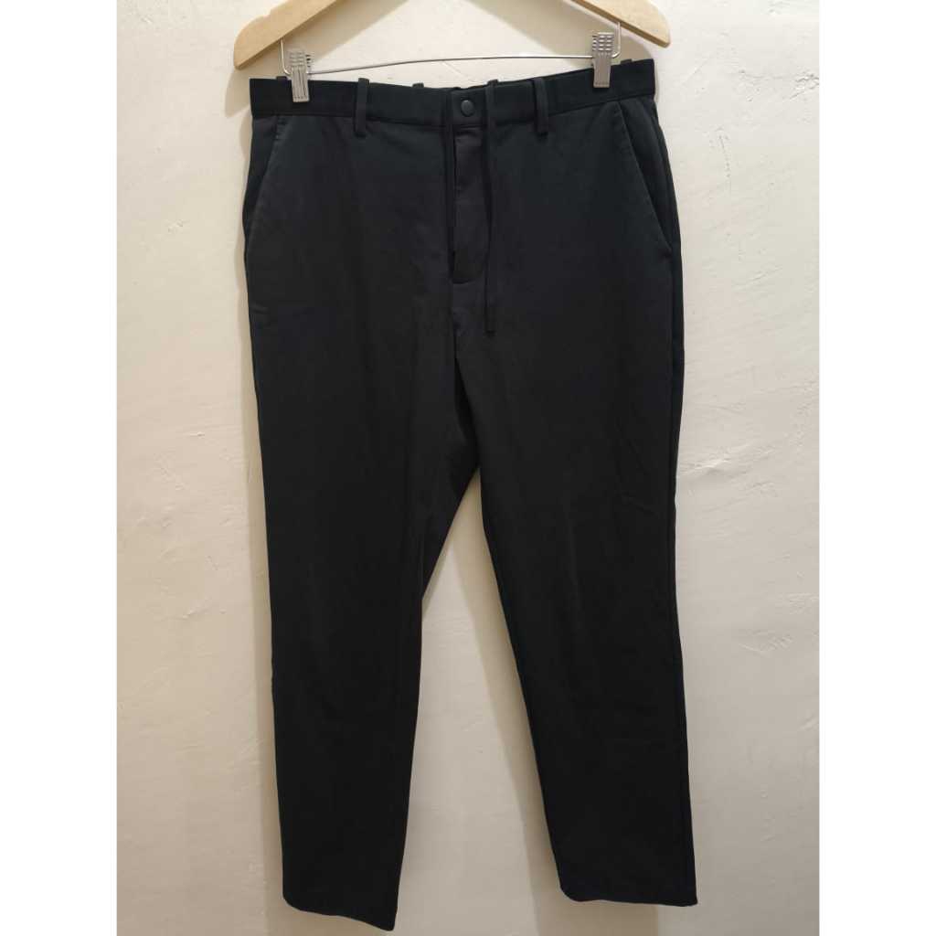 กางเกงยาว UN1QLO HEATECH SECOND/PRELOVED