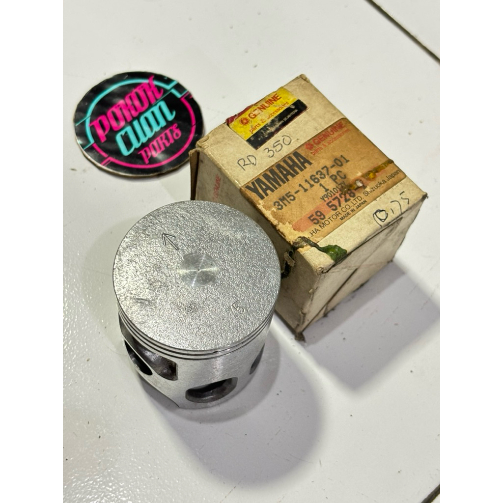 ลูกสูบ Yamaha Rx125 os75 made in japan 3M5-11637-01