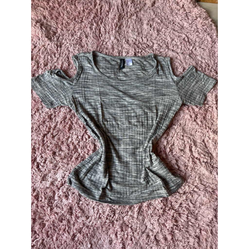 เสื้อ Hnm***********