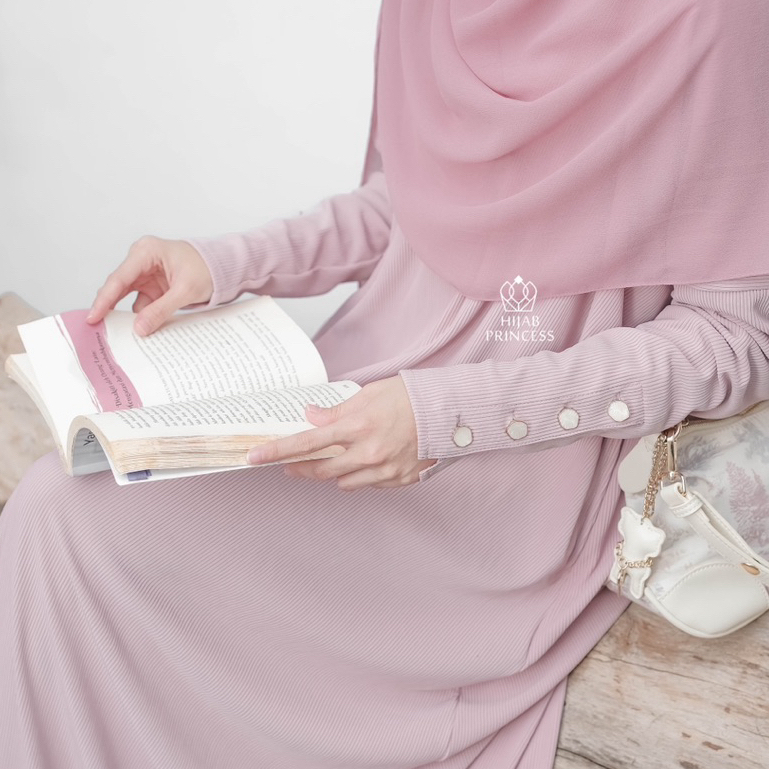 Hijab Princess - เดรสถัก Haifa Premium Soft สบาย