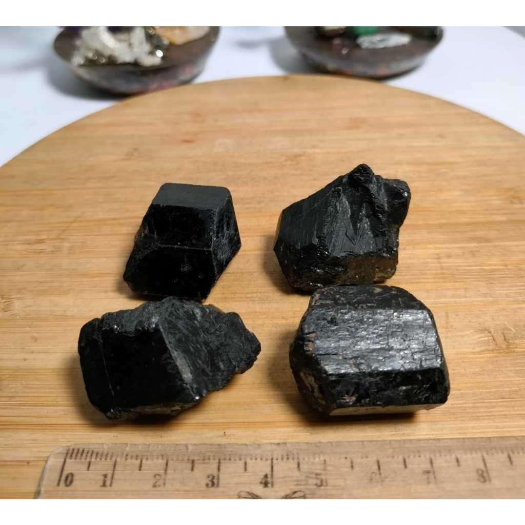 Natural Black Tourmaline หยาบ (1)