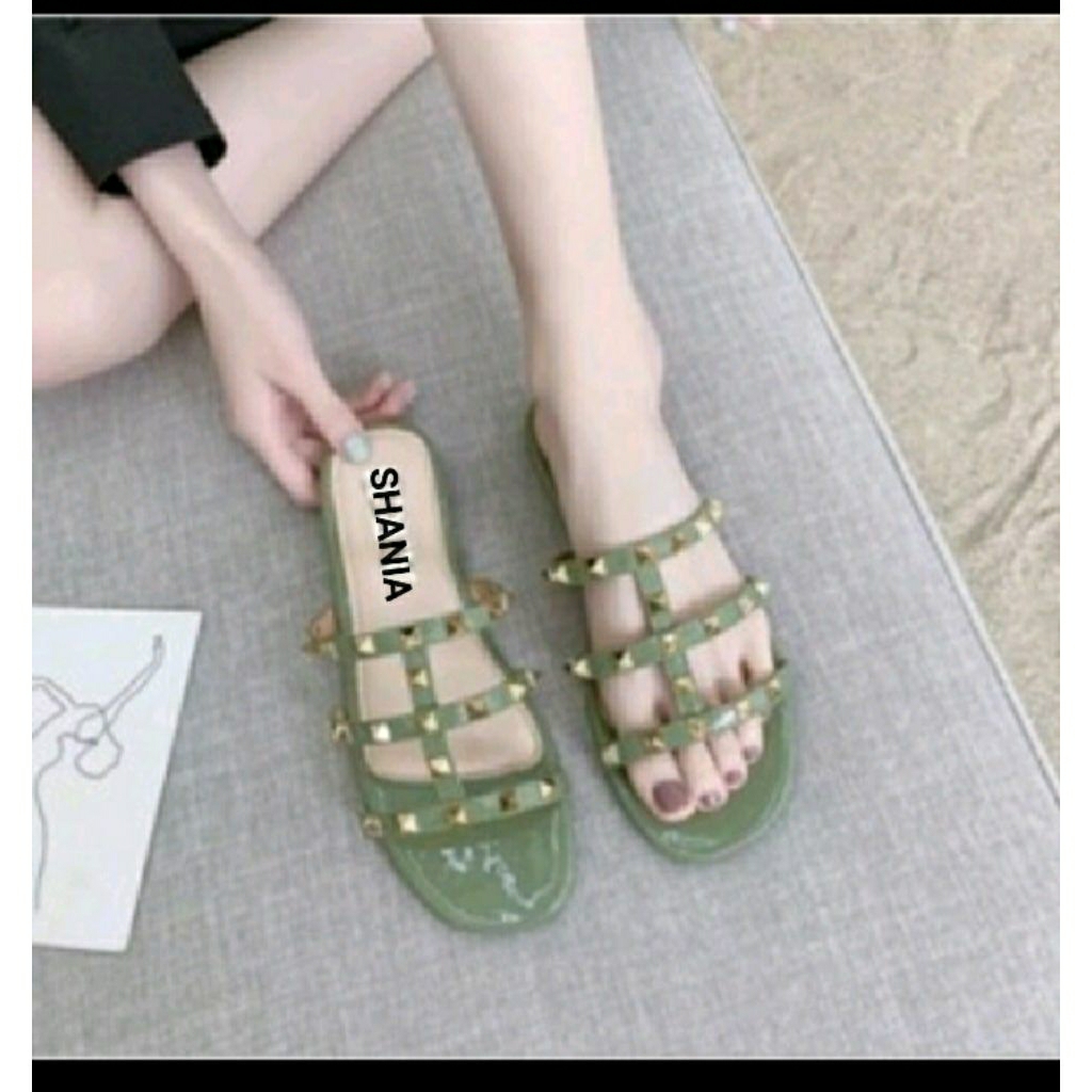 รองเท้าแตะ pramid S52 ใหม่